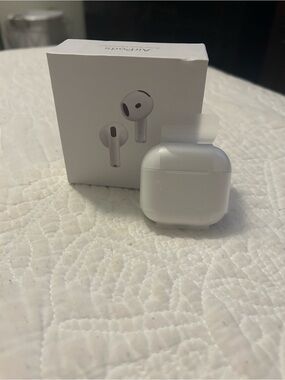 Apple AirPod 4s